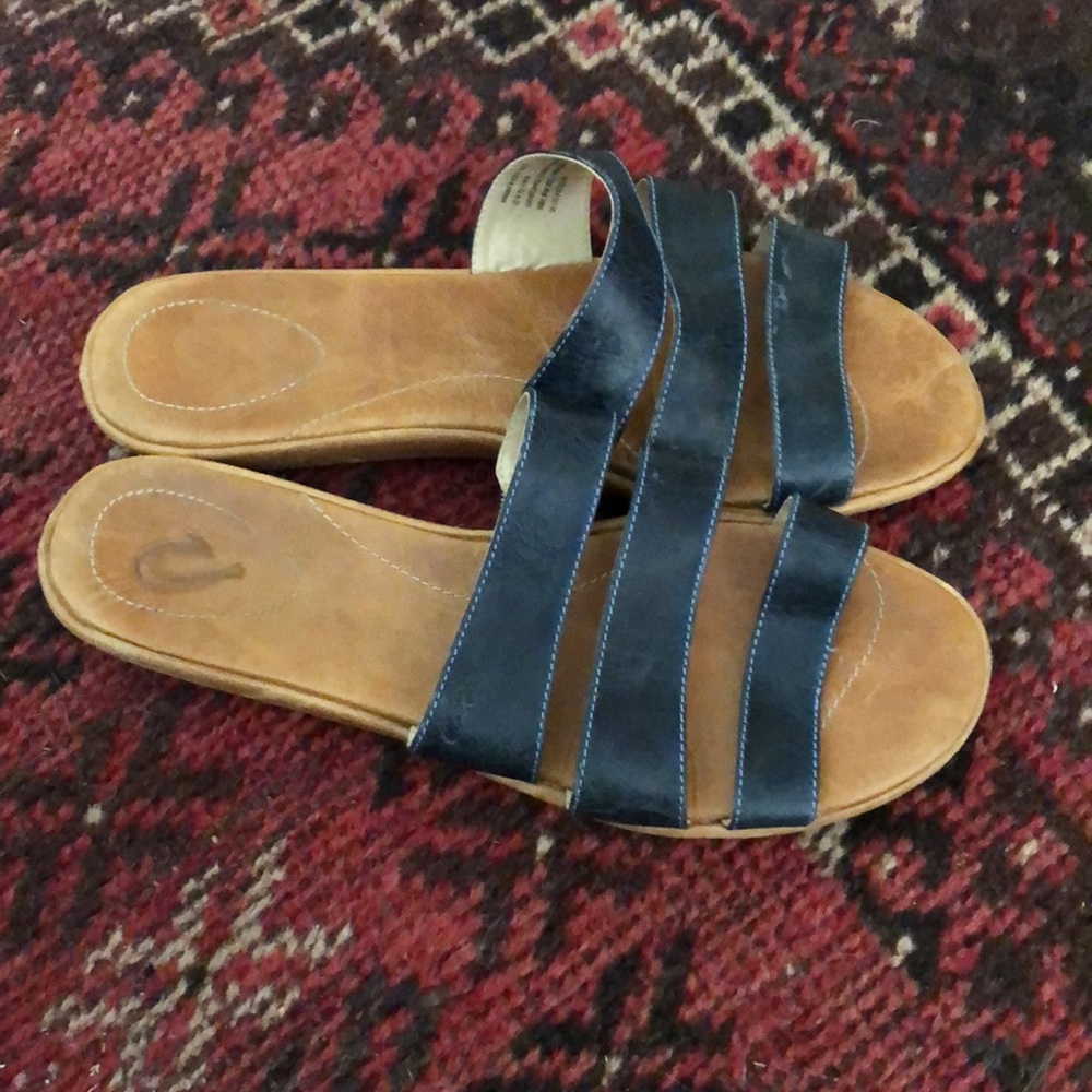 Olukai Manana sandal